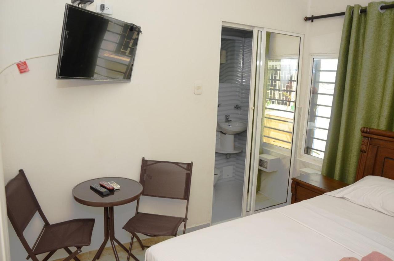 Hostal Marbella 47 Cartagena Eksteriør billede